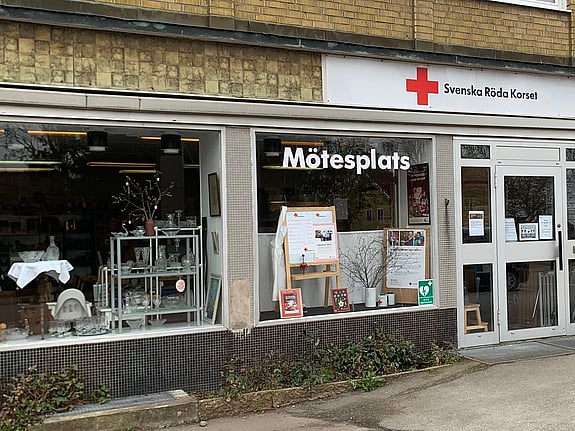 Röda-Korset-second-hand-butik-Färjestaden