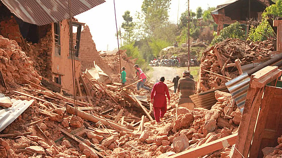Raserade hus efter naturkatastrof i Nepal